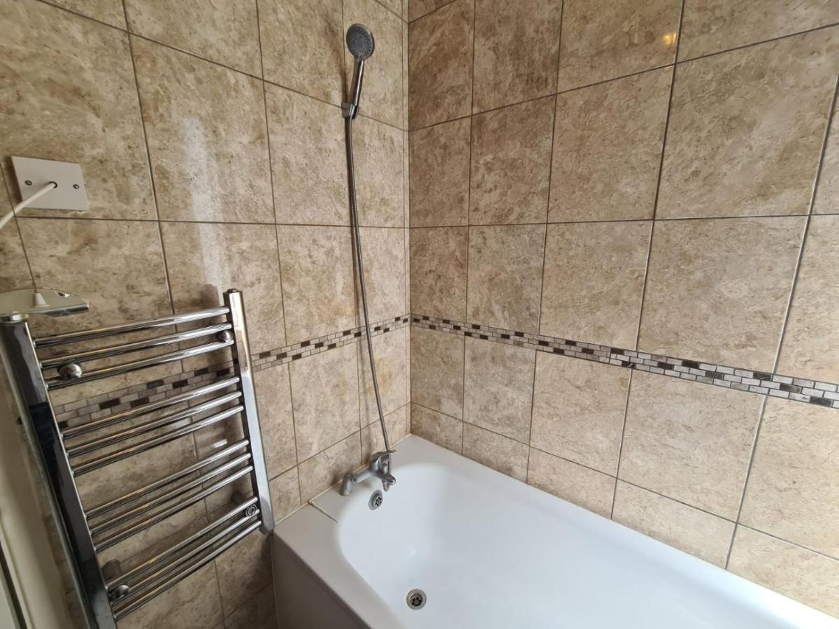 "Bright & Spacious" 3 Bedroom Flat By Kings Cross, St Pancras Station!!!!64 Лондон Экстерьер фото