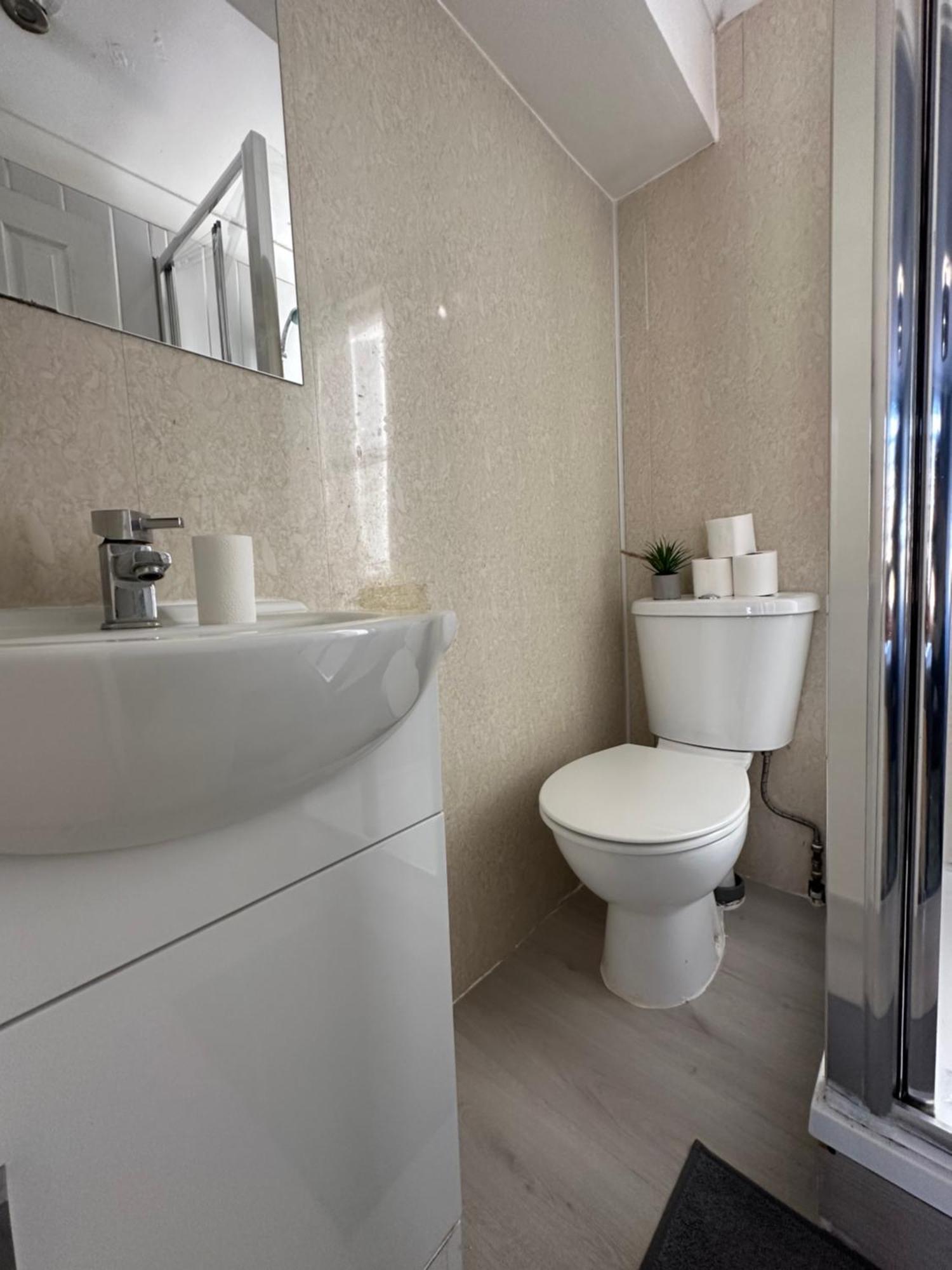 "Bright & Spacious" 3 Bedroom Flat By Kings Cross, St Pancras Station!!!!64 Лондон Экстерьер фото