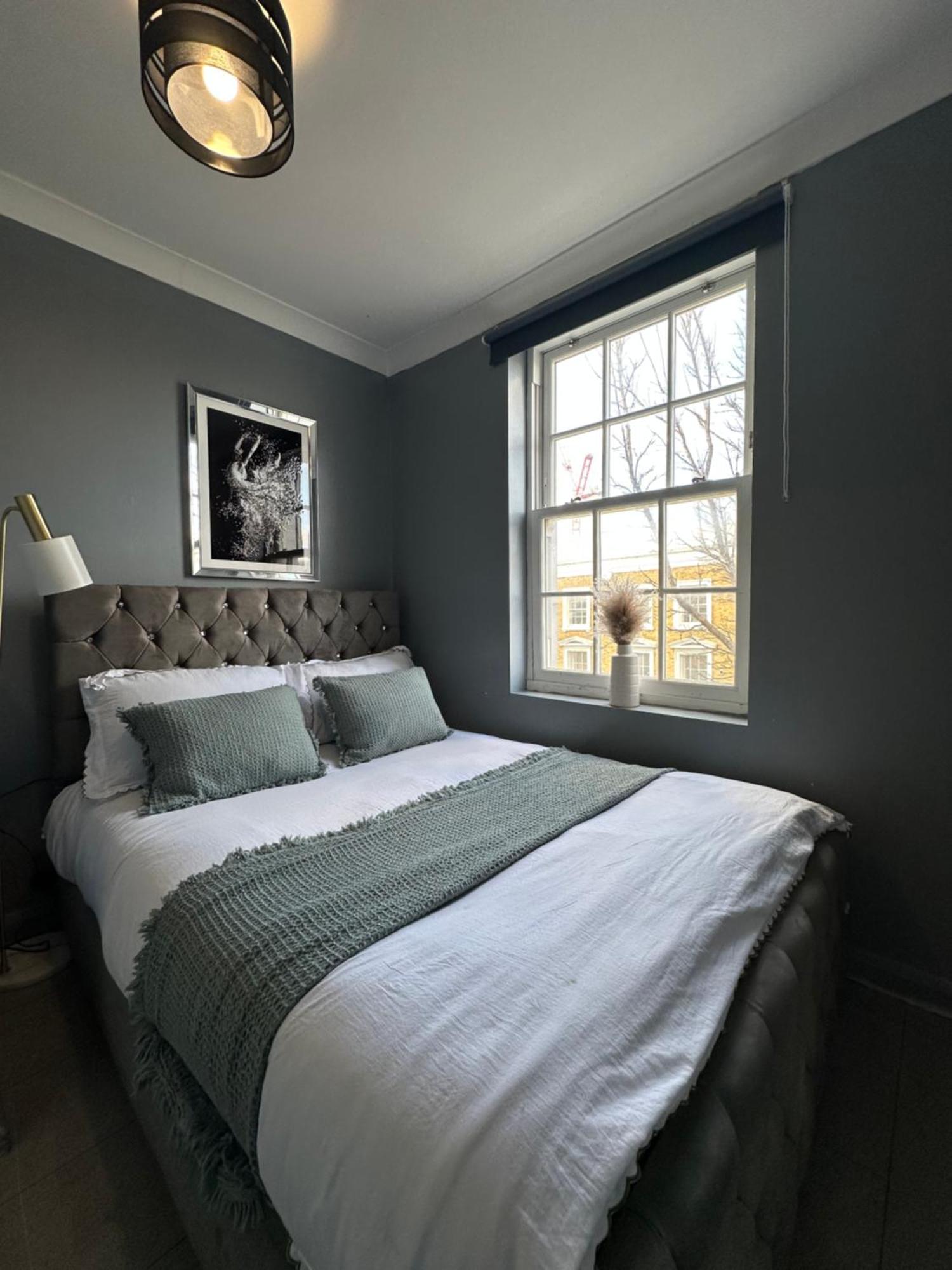 "Bright & Spacious" 3 Bedroom Flat By Kings Cross, St Pancras Station!!!!64 Лондон Экстерьер фото