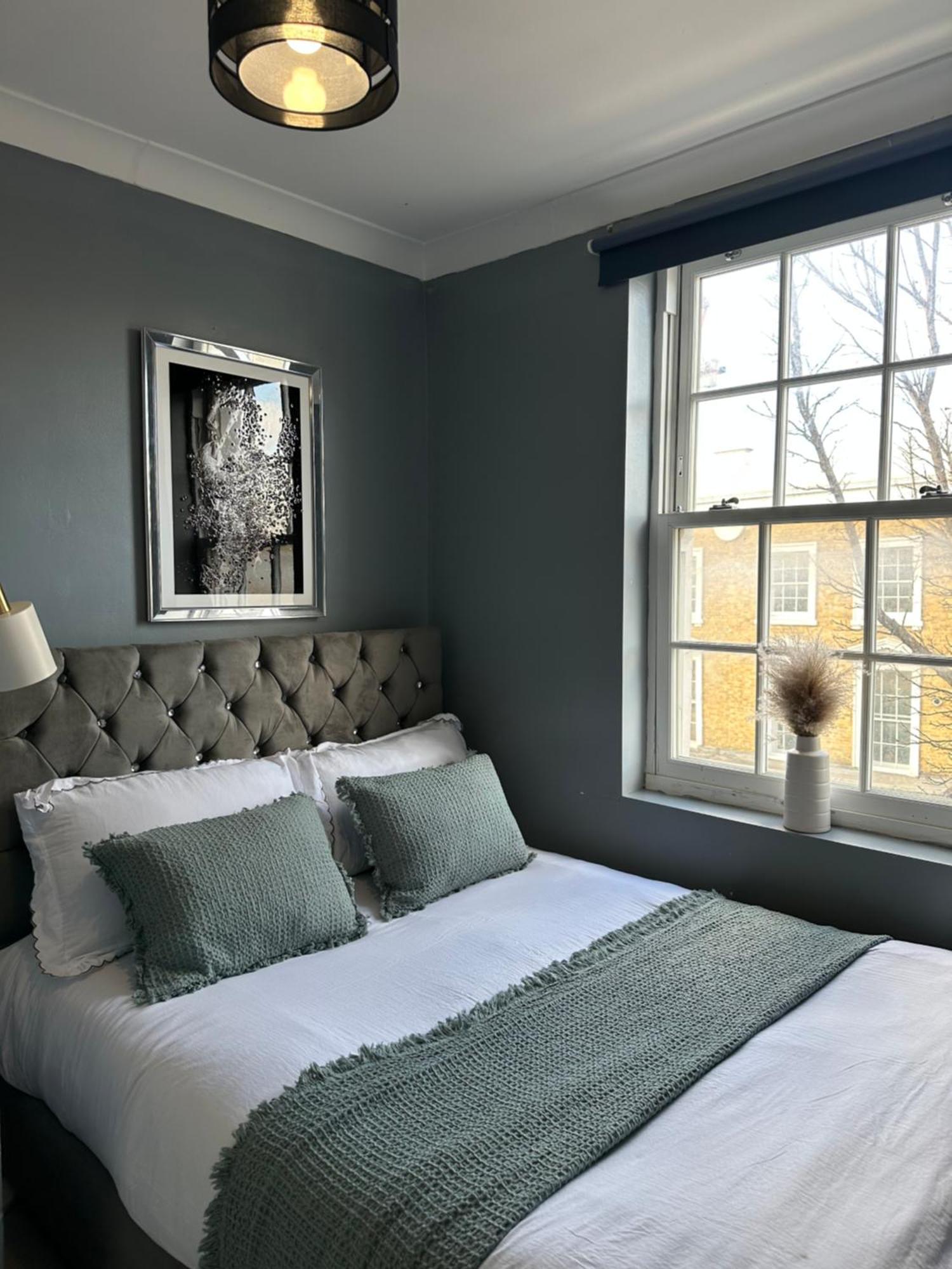 "Bright & Spacious" 3 Bedroom Flat By Kings Cross, St Pancras Station!!!!64 Лондон Экстерьер фото