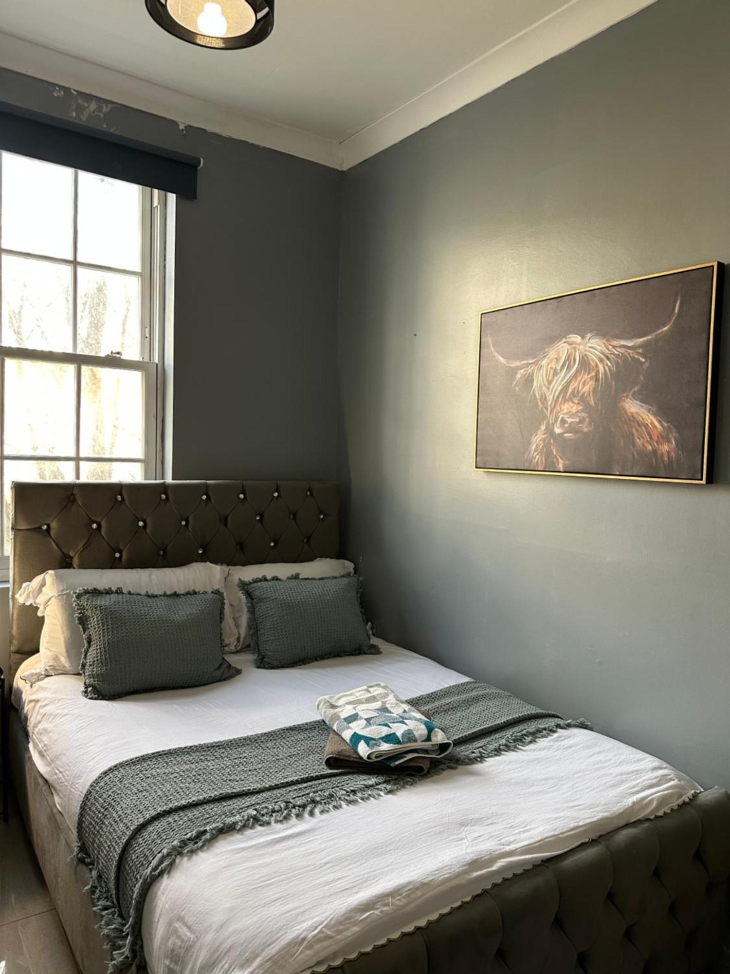 "Bright & Spacious" 3 Bedroom Flat By Kings Cross, St Pancras Station!!!!64 Лондон Экстерьер фото