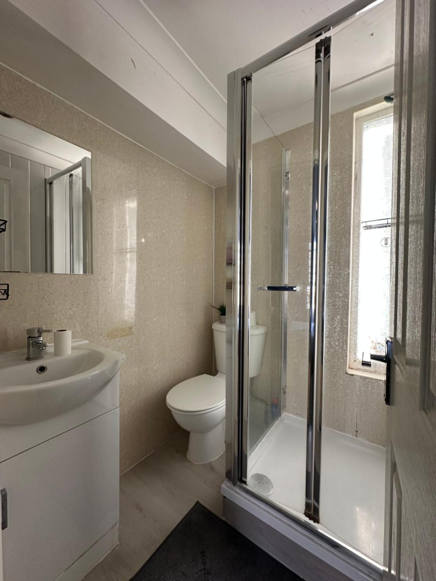 "Bright & Spacious" 3 Bedroom Flat By Kings Cross, St Pancras Station!!!!64 Лондон Экстерьер фото